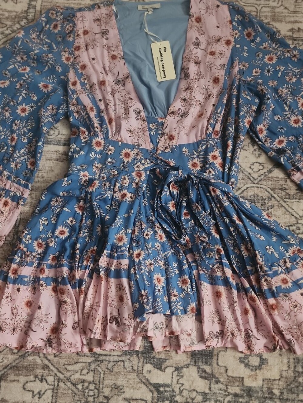 New The Clothing Co. Womens Large Blue & Pink Floral Wrap Dress. NWT. Boutique - Picture 4 of 5